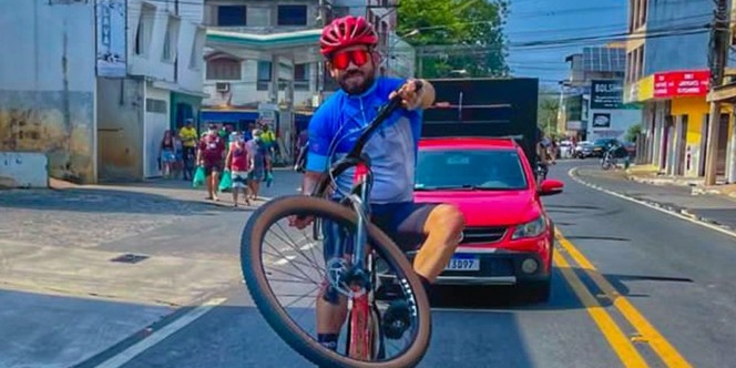 A Prefeitura de Italva, através da Secretaria de Cultura, Turismo, Esporte e Lazer, juntamente com as equipes de MTB da cidade, realizou o Primeiro Encontro Mountainbike MTB de Italva.